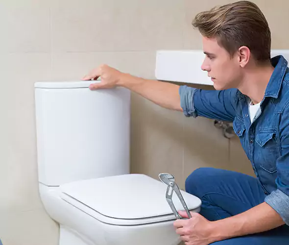 Expert Plumber for Toilet Replacement in Garland, TX: Schedule Affordable Toilet Replacement Services with Us